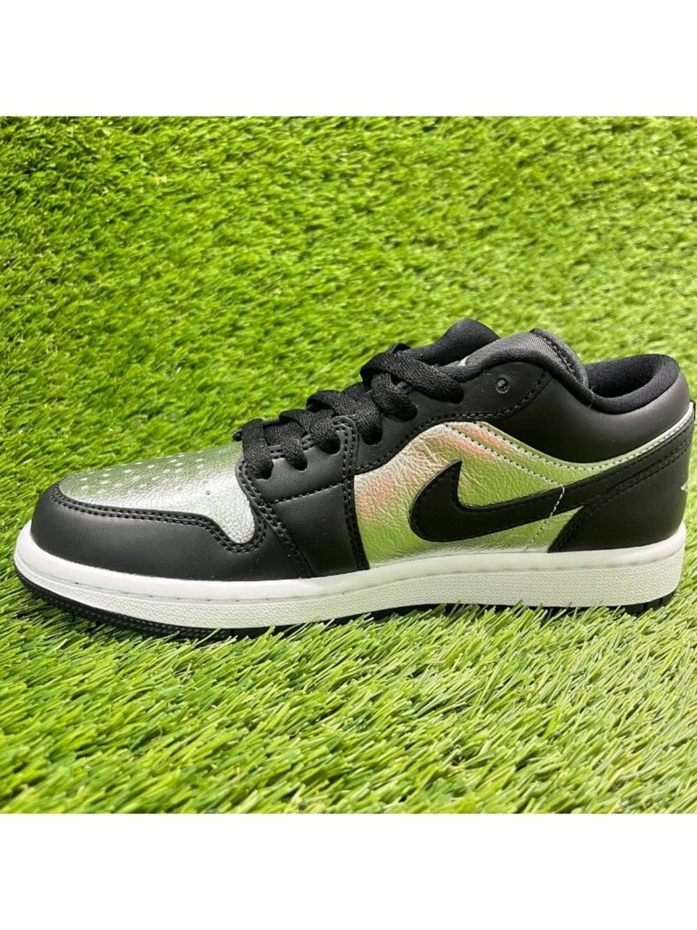 Nike Air Jordan 1 Low Womens Size 6.5 Silver Black Athletic Shoes Sneakers